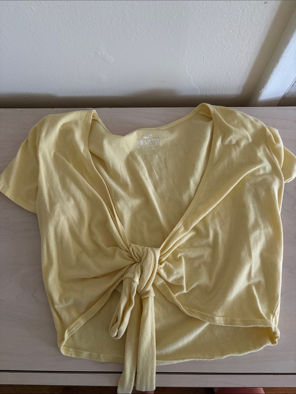 Hollister Yellow Tie-Front Crop Top